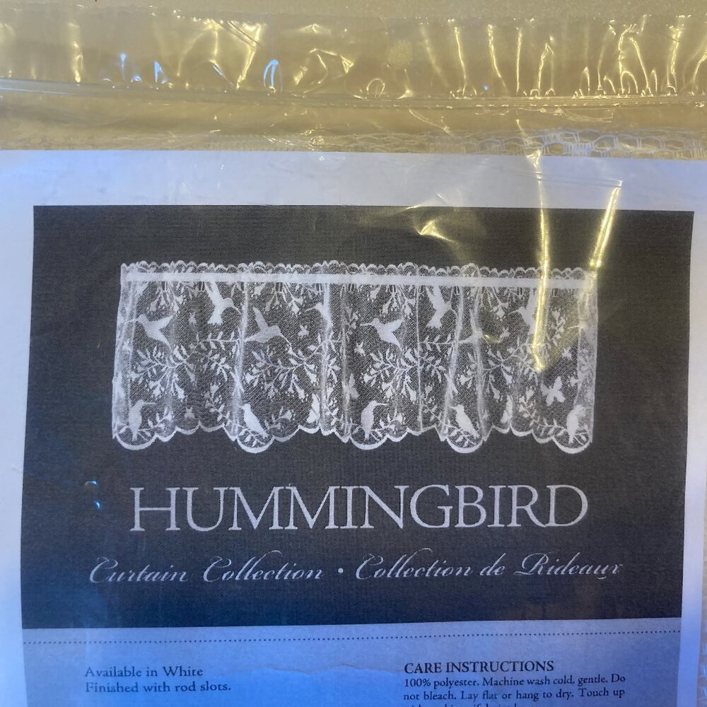 Herritage Lace Tier (Hummingbird) White